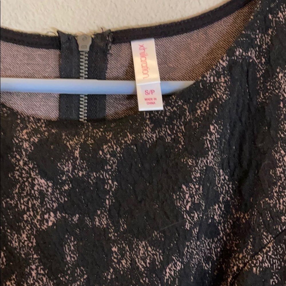 Sleeveless black pink dress roses zip back size S jacquard - Picture 5 of 10